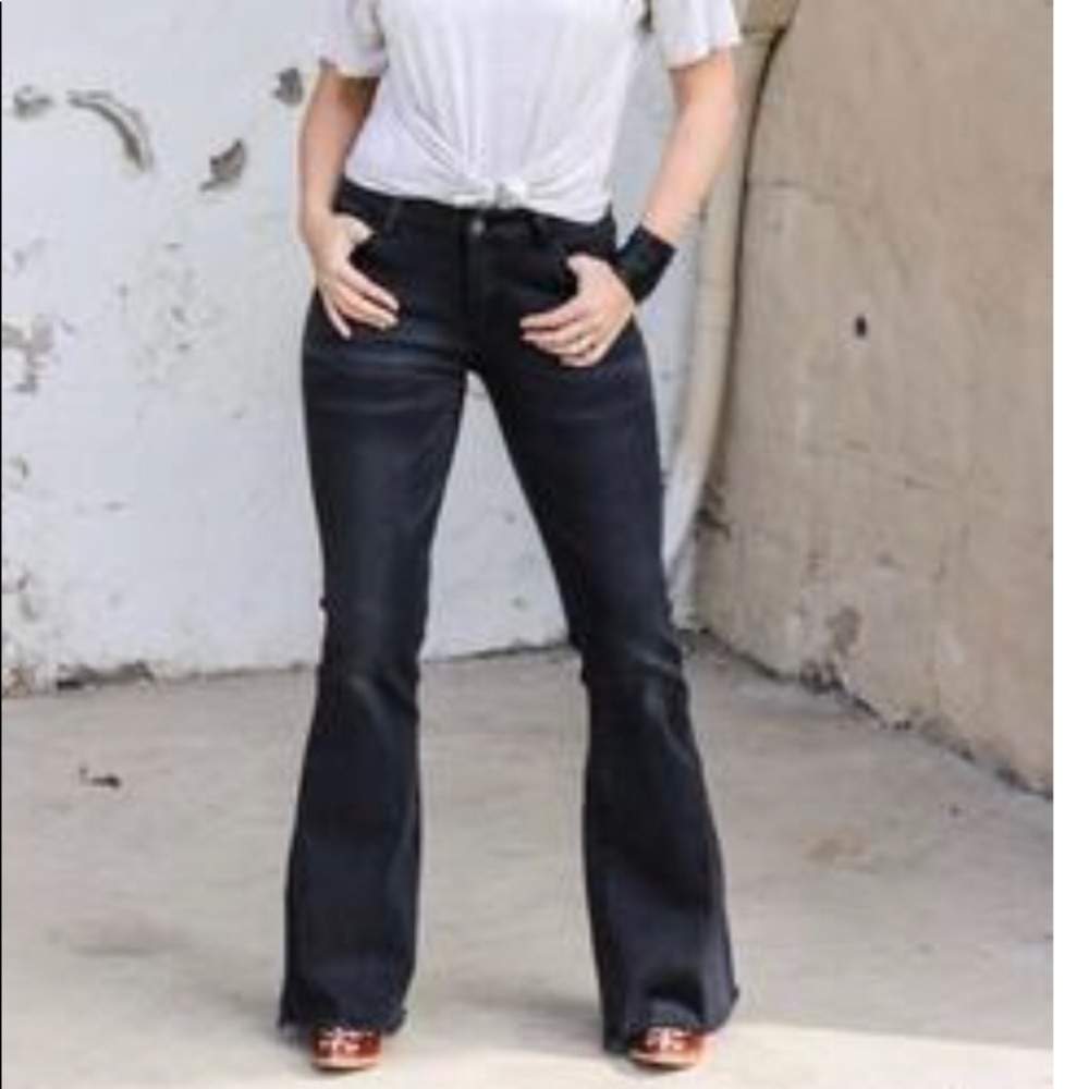 L&B black flares nwt